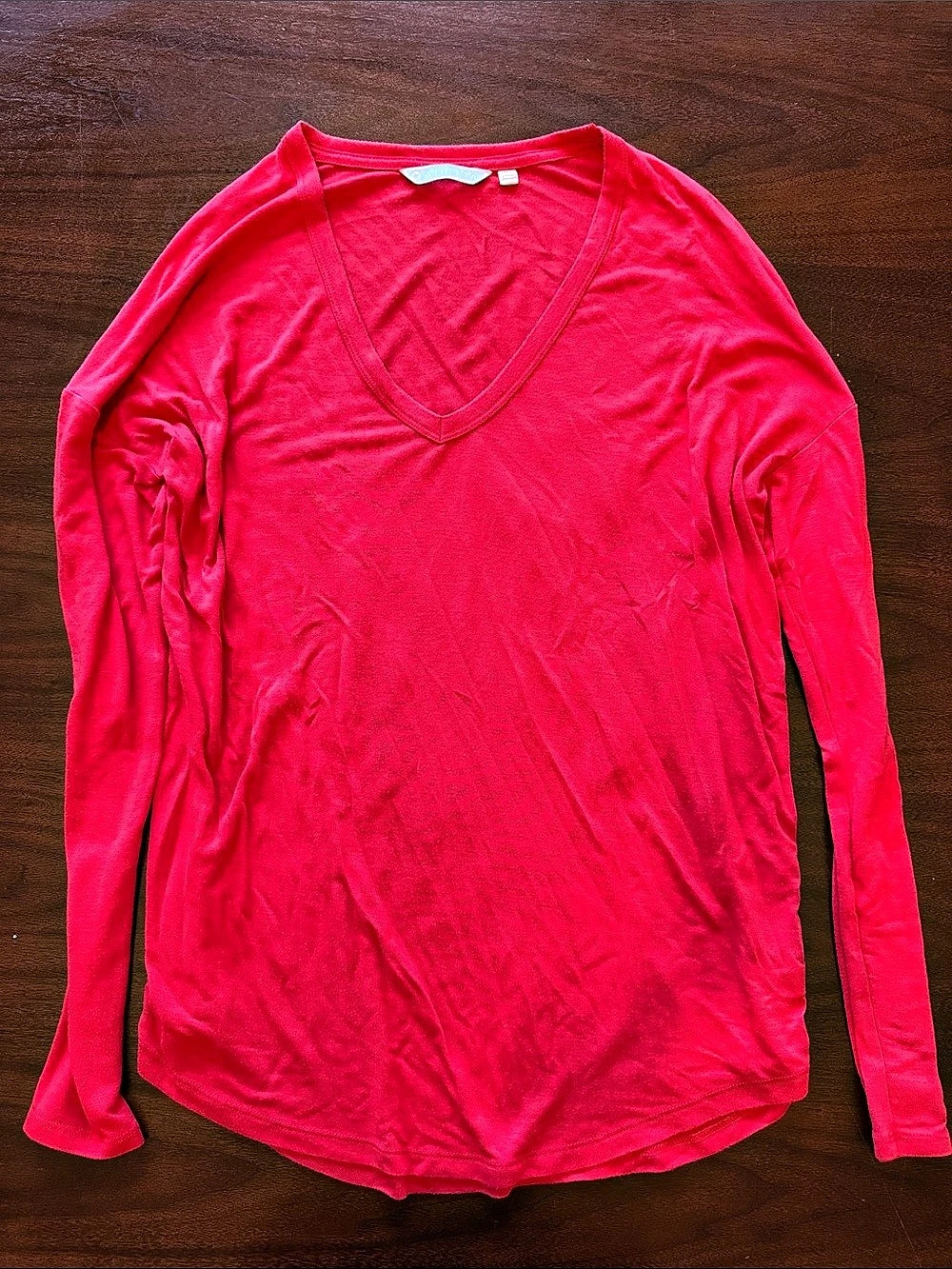 Athleta cloudlight V-Neck Long Sleeve Top in red, size medium